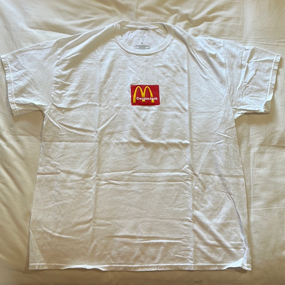 Travis Scott x Mcdonalds Sesame tee white. Size large